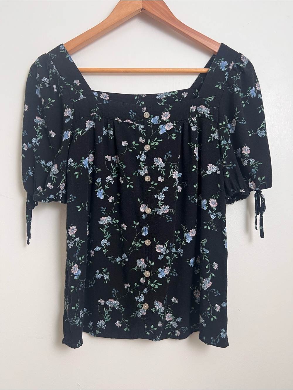 Angels Forever Young Black Floral Peasant Blouse Size Small Cottagecore Top